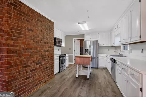Kitchen - 134 Lismore Dr, Lagrange, GA 30240 photo 1 of 4