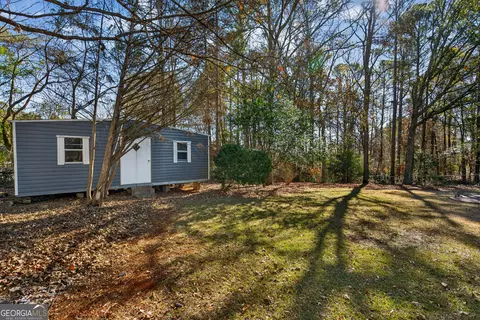 Exterior - 134 Lismore Dr, Lagrange, GA 30240 photo 5 of 7