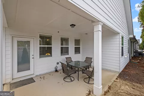 Exterior - 111 Point View Dr, Canton, GA 30114 photo 5 of 8