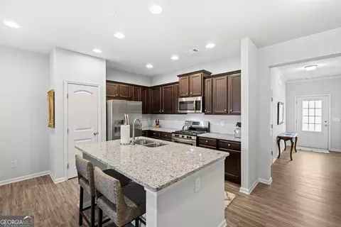 Entry Way - 111 Point View Dr, Canton, GA 30114 photo 6 of 8