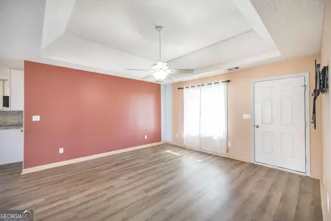 Living - 282 Terrell Rd, Elko, GA 31025 photo 2 of 5