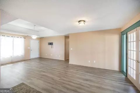 Living - 282 Terrell Rd, Elko, GA 31025 photo 4 of 5