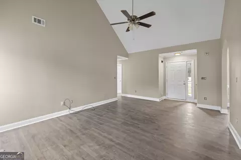 Entry Way - 40 Bermuda Cir, Covington, GA 30016 photo 2 of 8