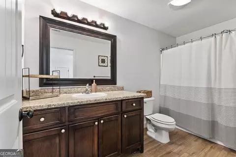 Bath - 152 Mathews Rd, Milner, GA 30257 photo 2 of 4