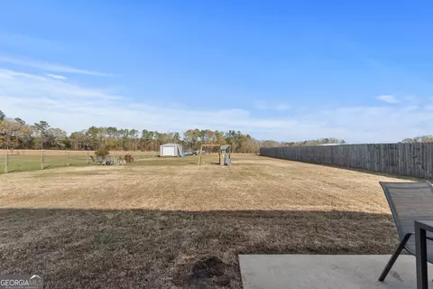 Exterior - 152 Mathews Rd, Milner, GA 30257 photo 2 of 4
