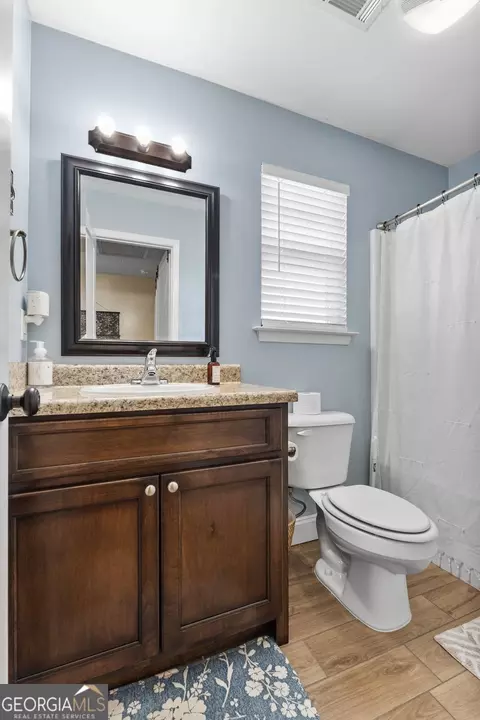 Bath - 152 Mathews Rd, Milner, GA 30257 photo 4 of 4