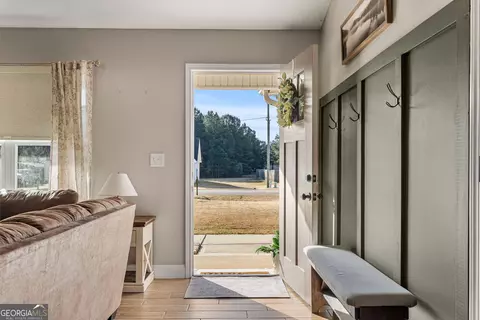 Entry Way - 152 Mathews Rd, Milner, GA 30257 photo 1 of 3