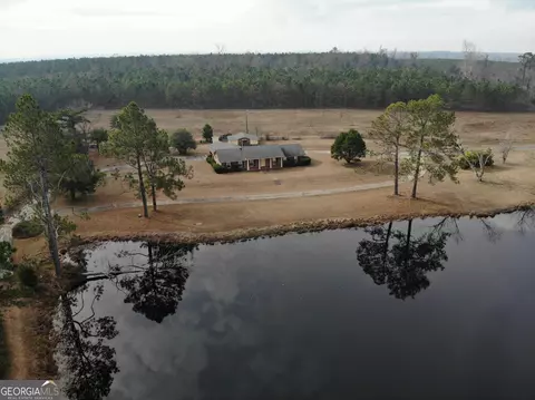1668 E Golden Isles Hwy, Mcrae-helena, GA 31055