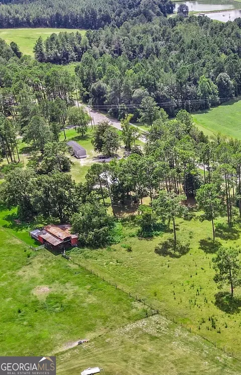 467 Gowen Dr, Folkston, GA 31537