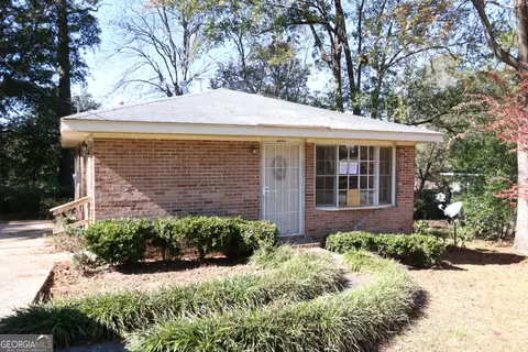 1077 Pike St, Macon, GA 31204