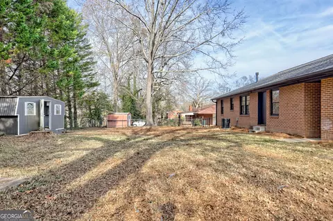 Exterior - 398 Valley Dr, Toccoa, GA 30577 photo 5 of 6