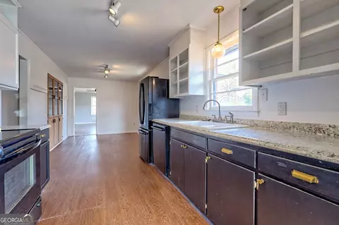 Kitchen - 398 Valley Dr, Toccoa, GA 30577 photo 2 of 2