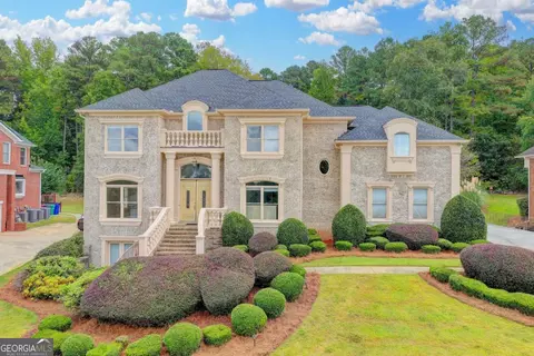 Exterior - 3619 Trinity Pl, Lithonia, GA 30038 photo 3 of 7