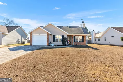 121 Chadwyck Cir, Bonaire, GA 31005