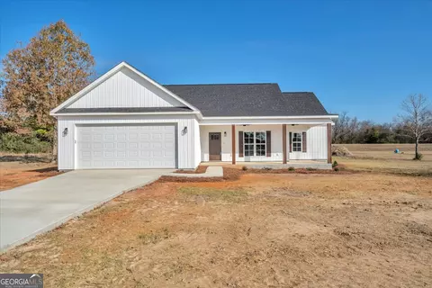1562 Lexington Dr, Dublin, GA 31021