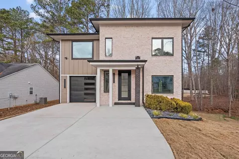 744 Crystal Bay Rd, Villa Rica, GA 30180