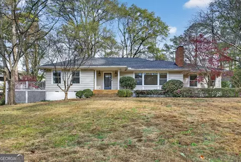 1040 Lindridge Dr NE, Atlanta, GA 30324