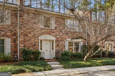 2370 Leafgate Rd, Decatur, GA 30033