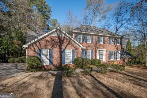 201 Chesterfield Rd, Bogart, GA 30622
