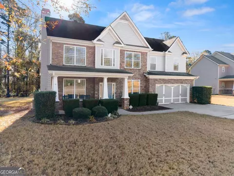 725 Larry Ln, Winder, GA 30680