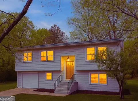 474 Autumn Dr, Riverdale, GA 30274