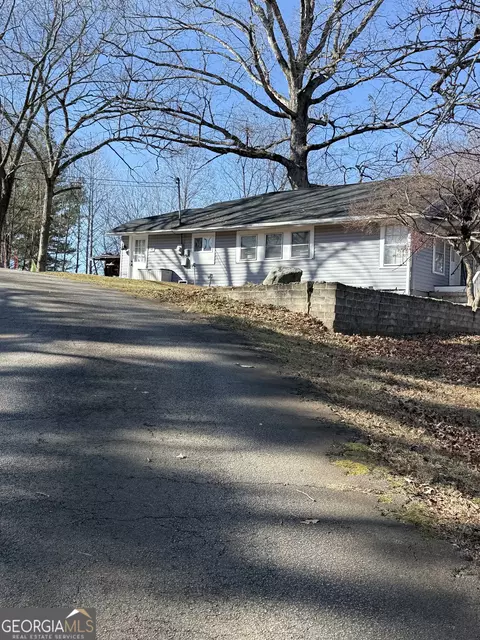 Exterior - 6937 W Currahee St, Toccoa, GA 30577 photo 2 of 6