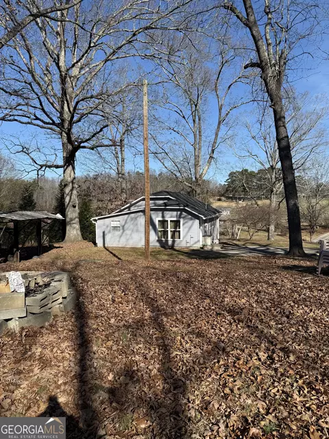 Exterior - 6937 W Currahee St, Toccoa, GA 30577 photo 4 of 6