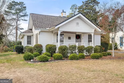 1157 Riverside Dr, Gainesville, GA 30501
