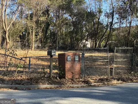 1316 Walls Rd, Macon, GA 31211