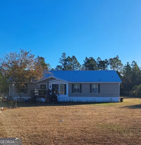 220 Wheat St, Saint George, GA 31562