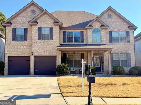 3478 Woodshade Dr, Loganville, GA 30052