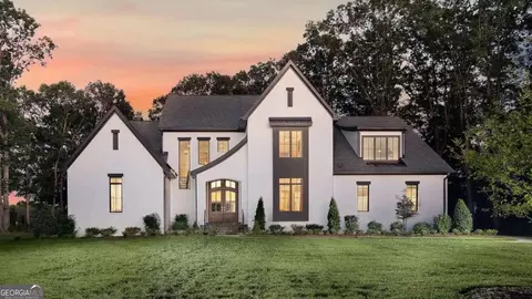 650 NW East Lake Dr, Gainesville, GA 30506 photo 6