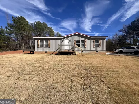 1425 Dowdy Rd, Roopville, GA 30170