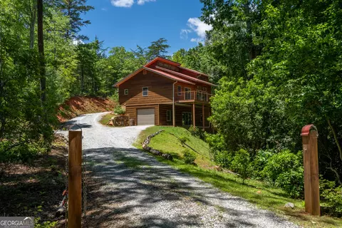 420 Hidden Acres Ln, Clayton, GA 30525