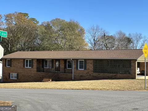 3491 Sandy Cir, Macon, GA 31216