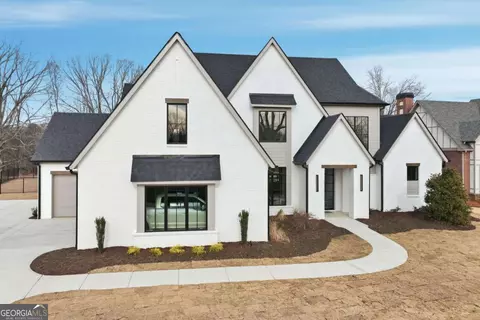 Exterior - 644 E Lake Dr, Gainesville, GA 30506 photo 3 of 13
