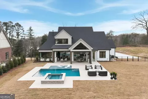 Exterior - 644 E Lake Dr, Gainesville, GA 30506 photo 13 of 13