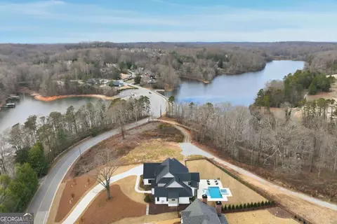 View/Area - 644 E Lake Dr, Gainesville, GA 30506 photo 2 of 8