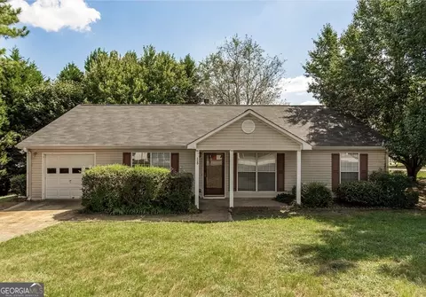 320 Willow Springs Dr, Jonesboro, GA 30238