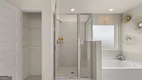 Bath - 1924 Endress Cir, Hampton, GA 30228 photo 2 of 3