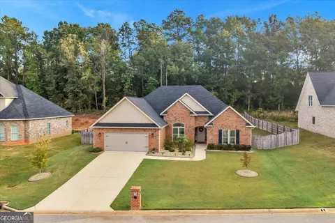 Exterior - 108 Timber Ridge Cir, Byron, GA 31008 photo 3 of 8