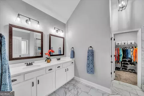 Entry Way - 108 Timber Ridge Cir, Byron, GA 31008 photo 5 of 5