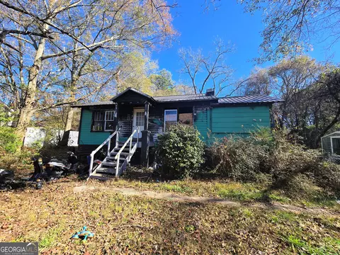 212 Cleaveland Dr, Lagrange, GA 30241