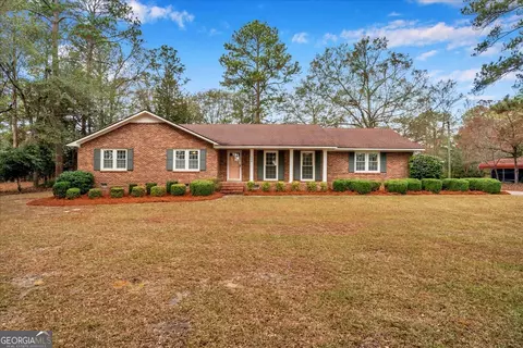 400 Cypress Dr, Dublin, GA 31021