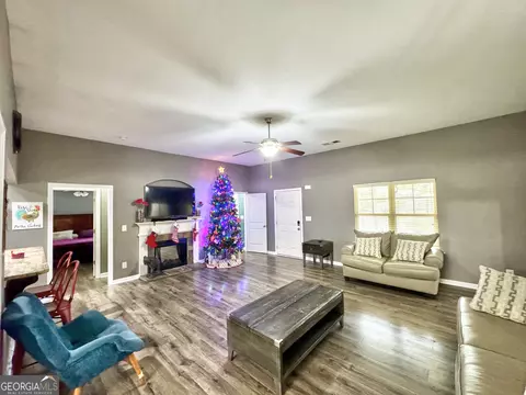 Living - 111 Copper Creek Dr, Lagrange, GA 30240 photo 2 of 2