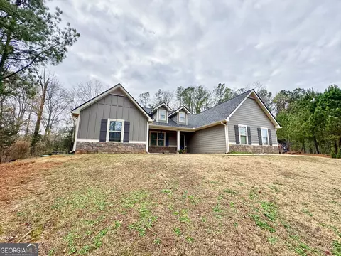 Exterior - 111 Copper Creek Dr, Lagrange, GA 30240 photo 3 of 3