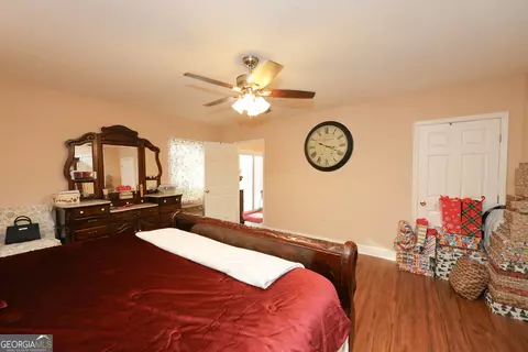 Bedroom - 42 Deer Pointe Ct, Lagrange, GA 30240 photo 5 of 6