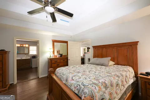 Bedroom - 42 Deer Pointe Ct, Lagrange, GA 30240 photo 2 of 6