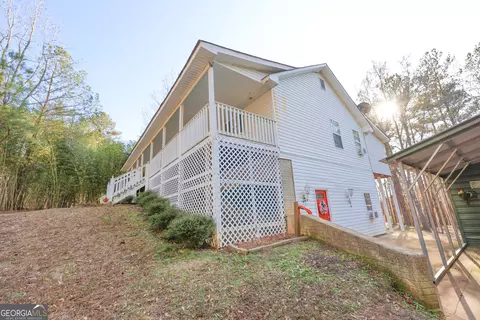 Exterior - 42 Deer Pointe Ct, Lagrange, GA 30240 photo 7 of 21