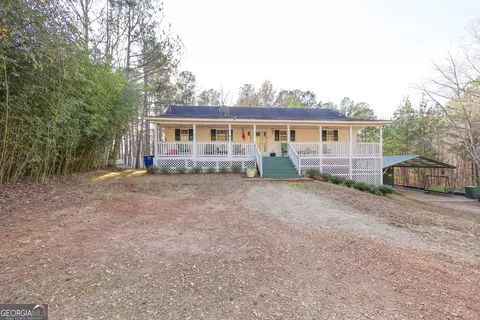 Exterior - 42 Deer Pointe Ct, Lagrange, GA 30240 photo 2 of 21